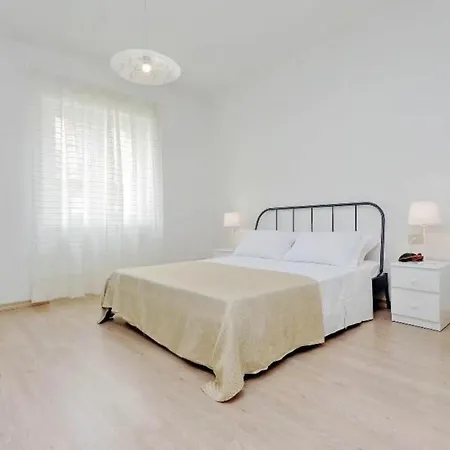 Balestra By Halldis * 로마