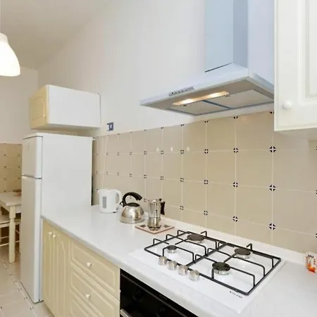 Apartment Balestra By Halldis Rom